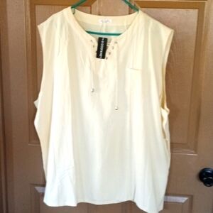 4@30.00 or 20.00 Plus Size Top by COOFANDY